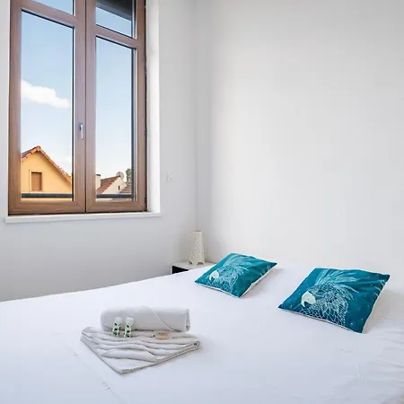 Le Manoir De Cyrielle A 10 Min Du Centre De Strasbourg Apartmán