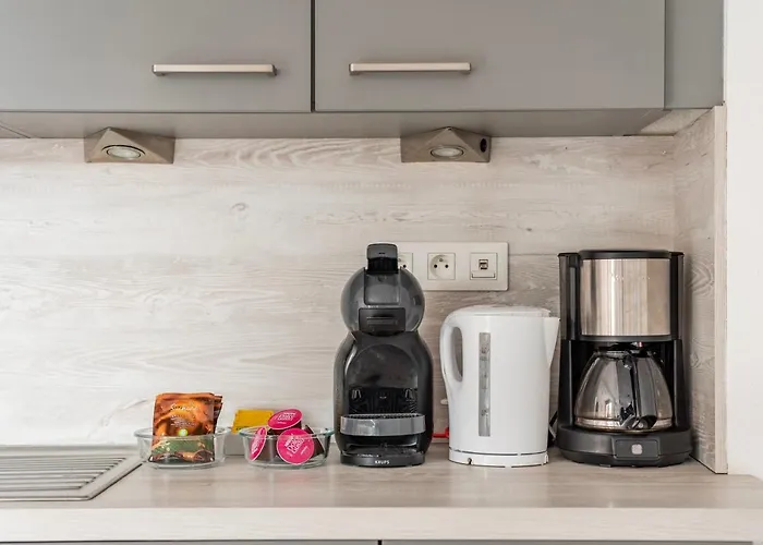 Le Manoir De Cyrielle A 10 Min Du Centre De Strasbourg Bischheim